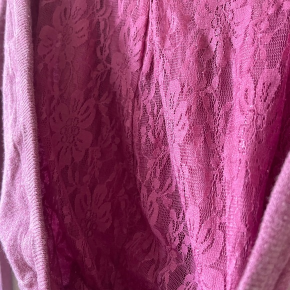 Aritzia Talula Lightweight Hooded Knit Top - Picture 4 of 4